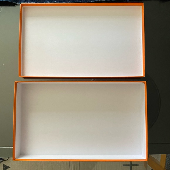 Authentic Hermes Box - Picture 3 of 8